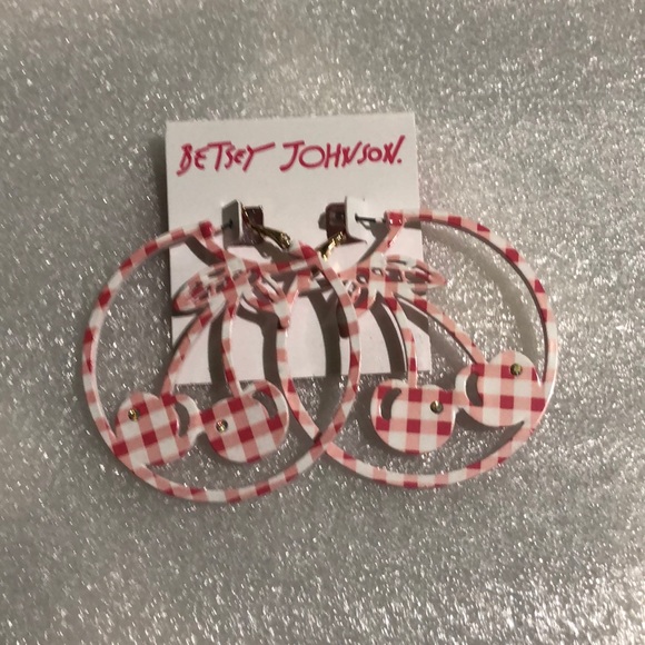 Betsey Johnson earrings - Picture 2 of 3